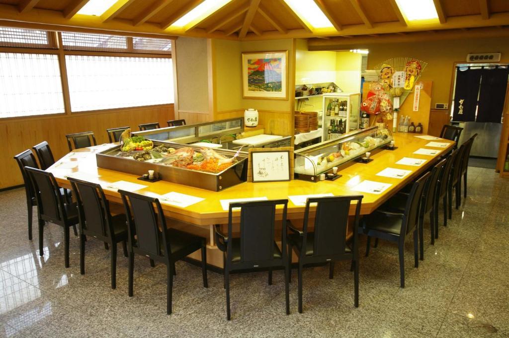 R Inn Hakata Fukuoka  Buitenkant foto